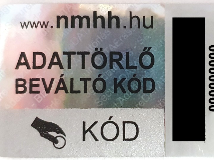 Adattörlés